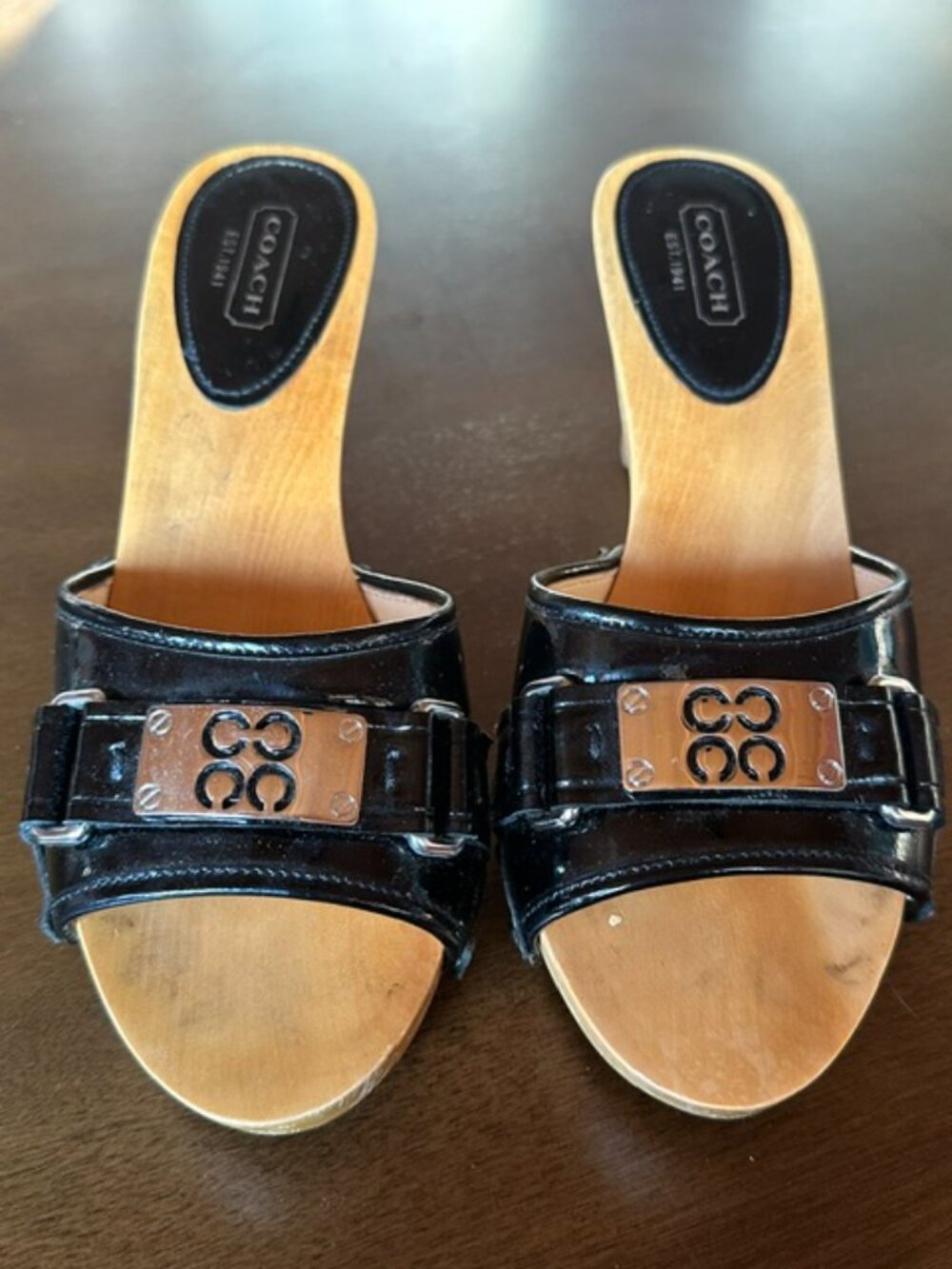 Coach Vintage Quinn Sandals - Picture 3 of 3